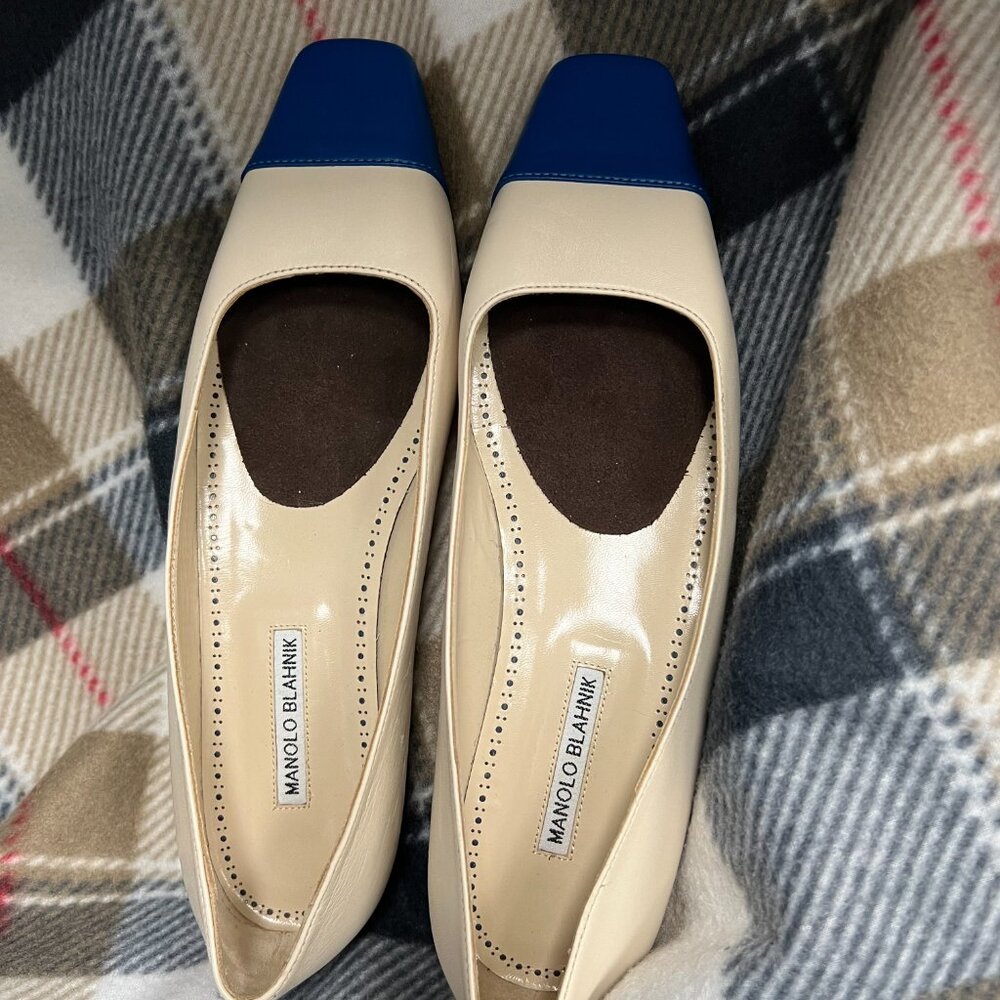 Manolo Blahnik Ballerina Flat with navy toe cap NWOT #Chanel #Fendi #Dior - Picture 5 of 5